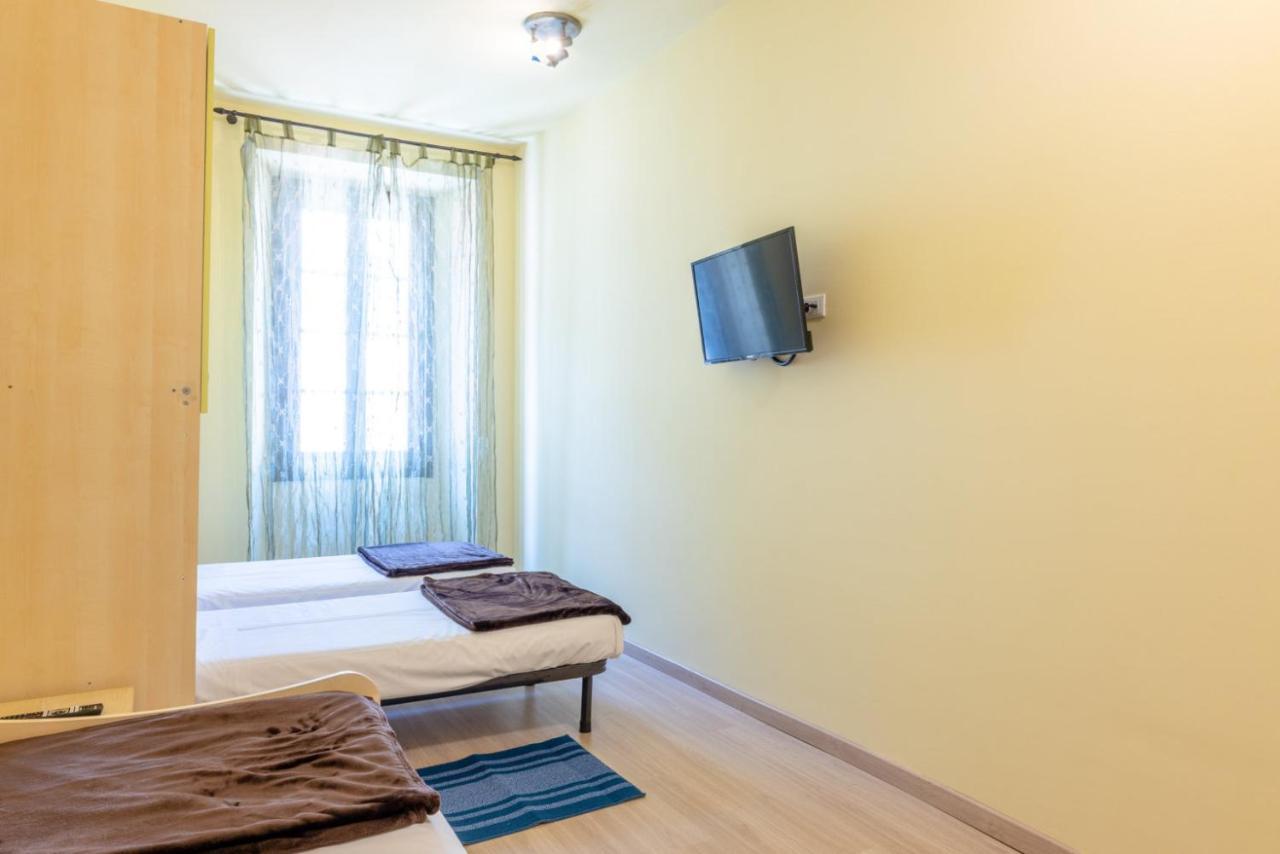 Aosta Centre Apartments - Porta Pretoria 56 Luaran gambar